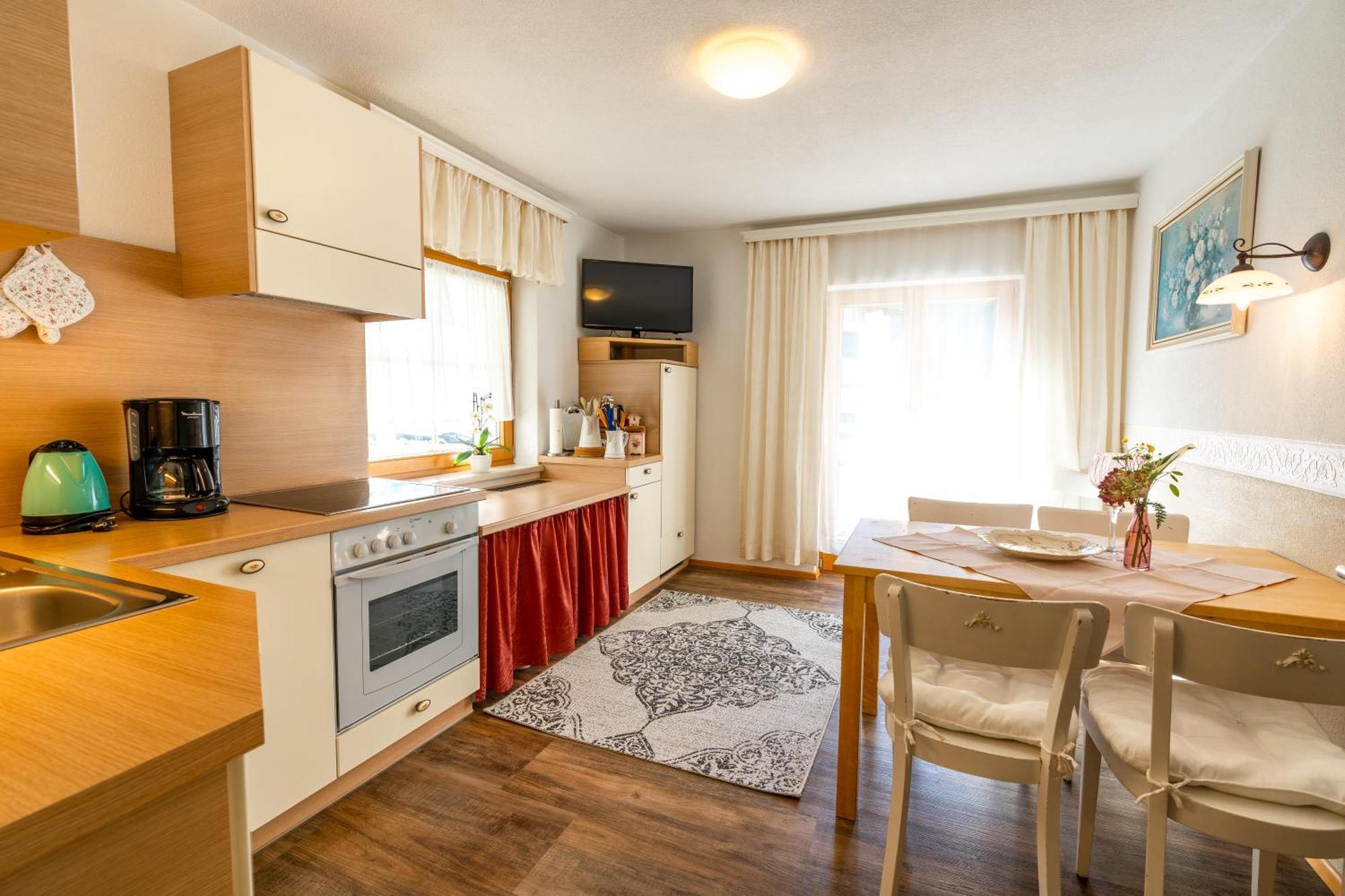 Villa Daringer Mayrhofen Rom bilde